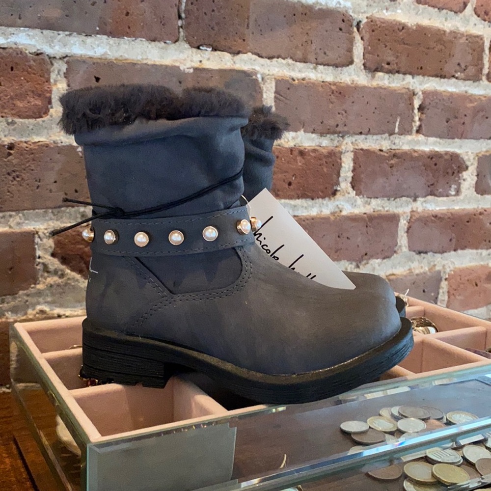 Little Girl Nicole Miller Boots